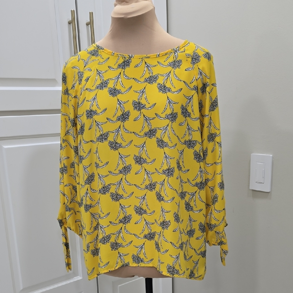 Papermoon Yellow Floral Women's Top NWOT